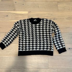 Houndstooth sweater
